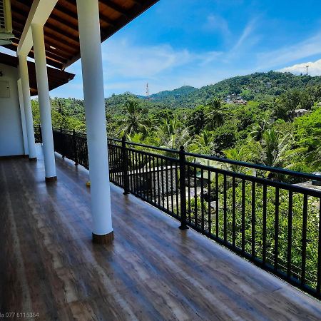 Mahaweli King'S Villa Kandy Extérieur photo